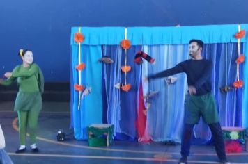 Foto - MAIO LARANJA 2024 PEÇA TEATRAL