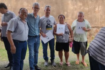 Foto - Prefeitura no Seu Bairro - Vila São Pedro - Entrega de Matrículas