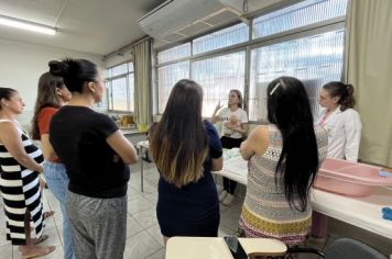 Foto - GRUPO FLORECER É RESULTADO DE PARCERIA FIRMADA ENTRE PREFEITURA E FACULDADE DE ENFERMAGEM DA UENP-CLM.