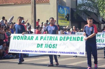 Foto - Desfile Cívico - 07 de Setembro de 2017