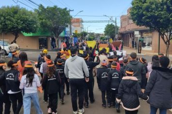 Foto - MAIO LARANJA 2024