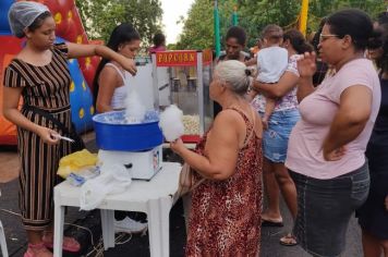 Foto - Prefeitura no Seu Bairro - Vila São Pedro - Entrega de Matrículas