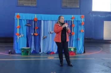 Foto - MAIO LARANJA 2024 PEÇA TEATRAL