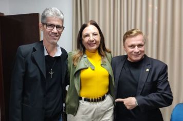 Foto - Visita de Autoridade Estadual