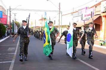 Foto - Desfile Cívico - 07 de Setembro de 2017