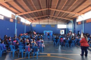Foto - MAIO LARANJA 2024 PEÇA TEATRAL