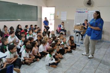Foto - COMBATE À DENGUE NAS ESCOLAS 2023