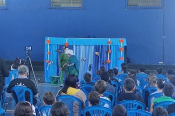 Foto - MAIO LARANJA 2024 PEÇA TEATRAL