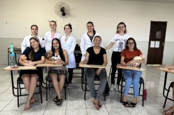 Foto - GRUPO FLORECER É RESULTADO DE PARCERIA FIRMADA ENTRE PREFEITURA E FACULDADE DE ENFERMAGEM DA UENP-CLM.