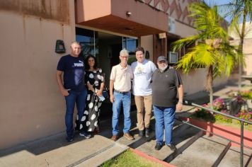 Foto - VISITA DE AUTORIDADE ESTADUAL E LIDERANÇAS DIVERSAS