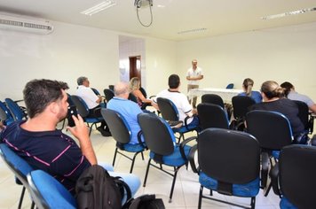 Reunião define início das estratégias no combate a Dengue
