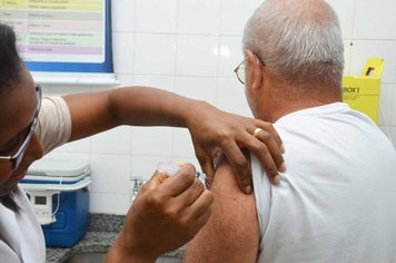 Dia D de vacinação contra gripe acontece dia 12