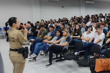 SEMANA DE COMBATE À VIOLÊNCIA CONTRA A MULHER 