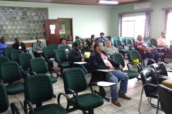 Curso de capacitação para podadores de árvores 