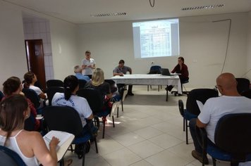 Apresentação de relatório da Saúde