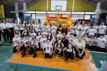 155 ALUNOS DE BANDEIRANTES SE FORMAM NO PROERD