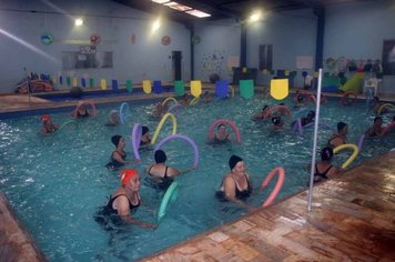 Hidroginástica: projeto estimula saúde e qualidade de vida