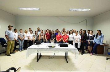 Agentes recebem treinamento no combate à dengue e escorpiões