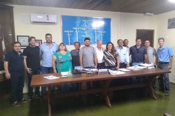 Executivo e Legislativo trabalham em conjunto para desenvolvimento do Parque Industrial