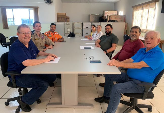 AÇÃO SOLIDÁRIA EM BANDEIRANTES ARRECADA 40 TONELADAS DE DOAÇÕES PARA O RIO GRANDE DO SUL
