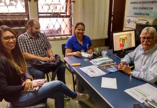 Reunião debate planejamento e ações da Sala do Empreendedor