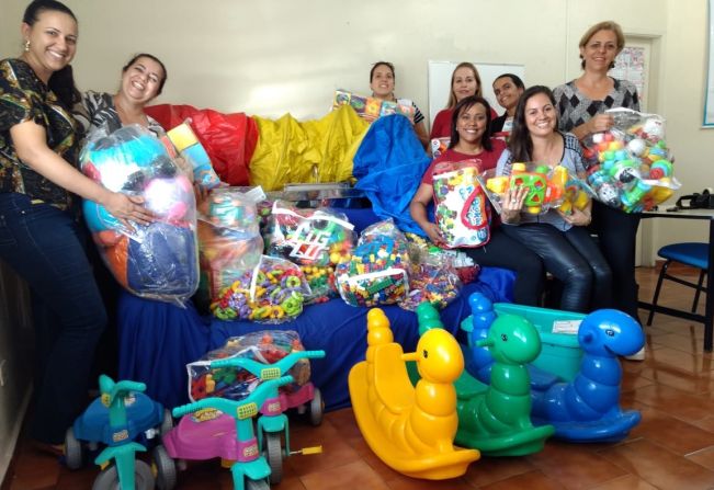 Município renova acervo de brinquedos educativos dos CMEIs