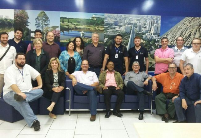 Membro do SRI, Bandeirantes visita e conhece CIM