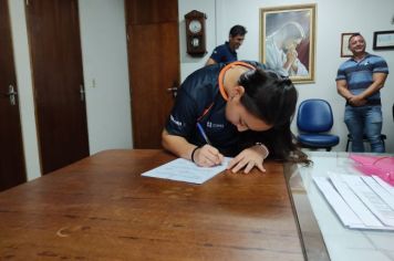 Foto - BOLSA ATLETA LARA TANAKA 2023