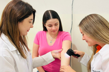 PREFEITURA DE BANDEIRANTES FORTALECE DIAGNÓSTICO COM AQUISIÇÃO DE DERMATOSCÓPIO