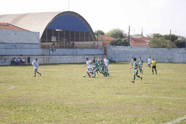 Confira fotos dos jogos da Escolinha do São Bento do último sábado